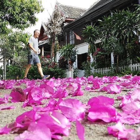 วิสดอม ลาว Hotel หลวงพระบาง ภายนอก รูปภาพ