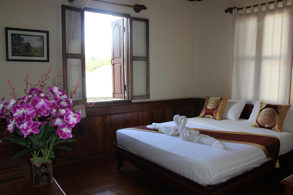 วิสดอม ลาว Hotel หลวงพระบาง ภายนอก รูปภาพ