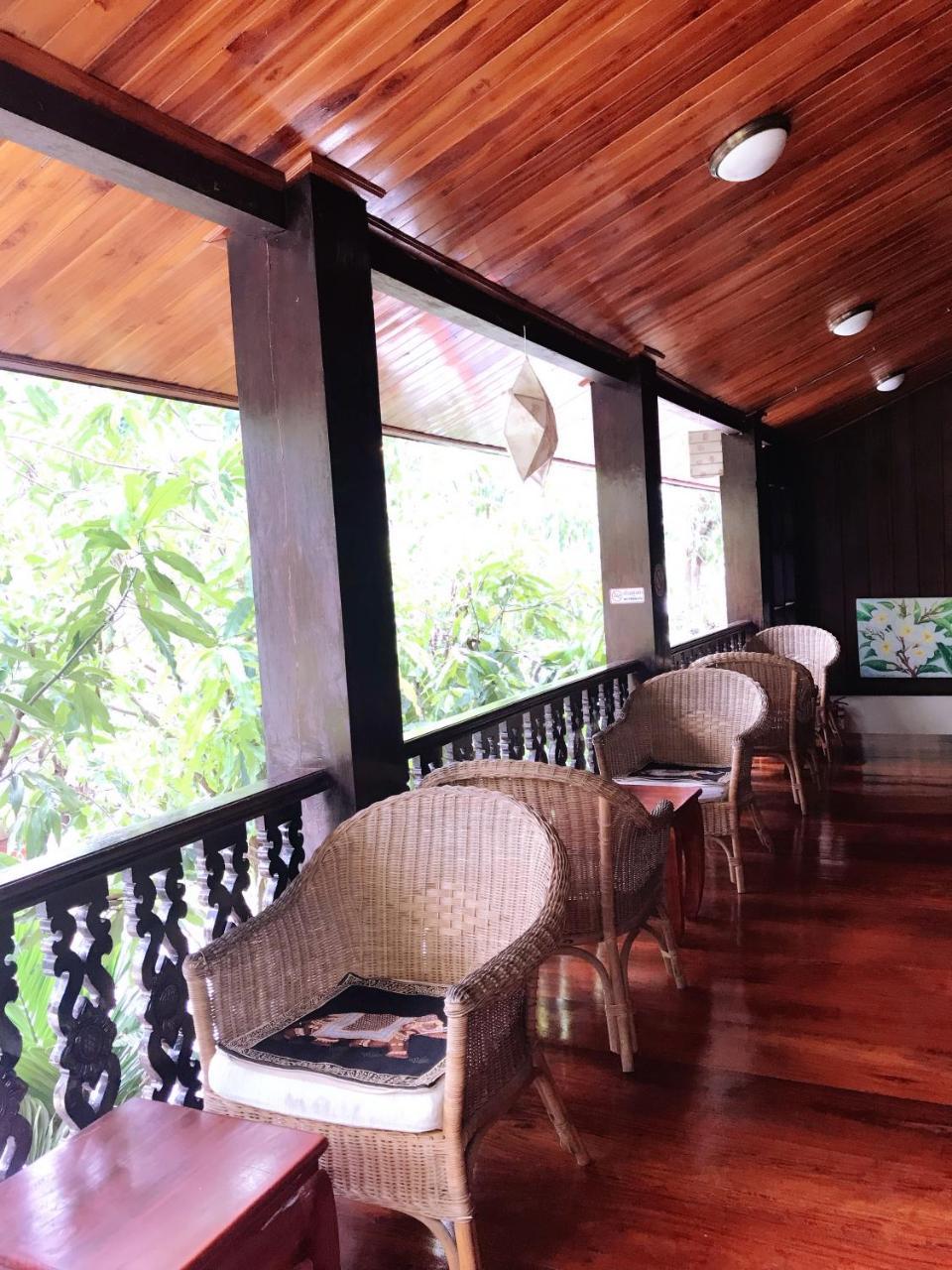 วิสดอม ลาว Hotel หลวงพระบาง ภายนอก รูปภาพ