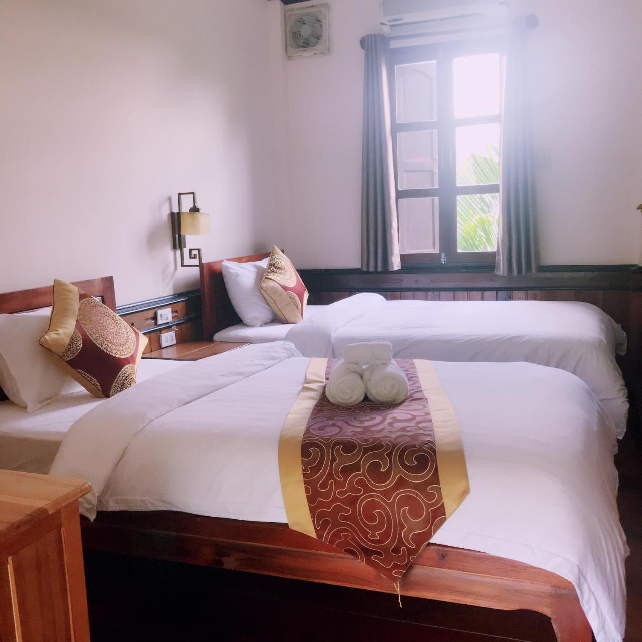 วิสดอม ลาว Hotel หลวงพระบาง ภายนอก รูปภาพ