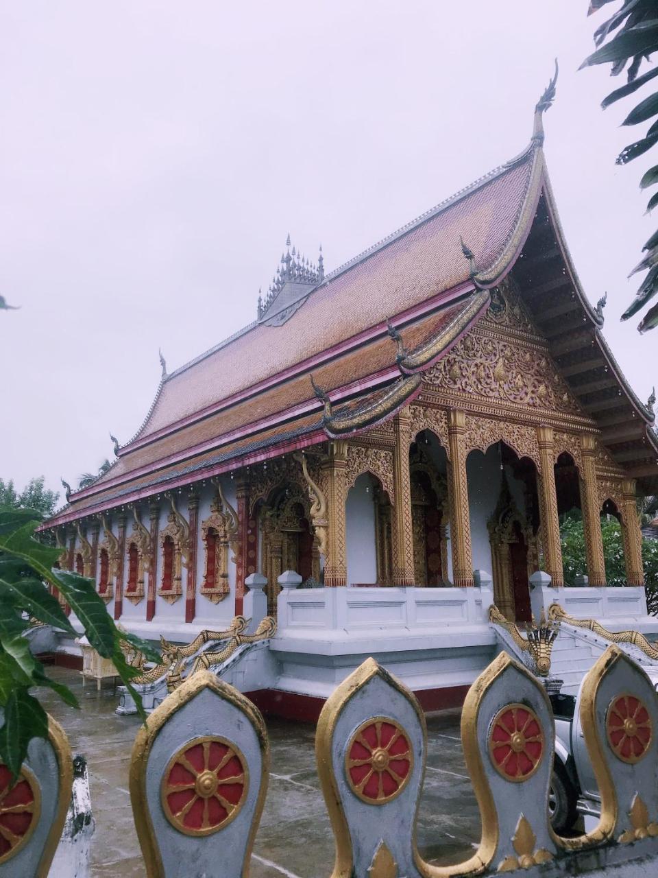 วิสดอม ลาว Hotel หลวงพระบาง ภายนอก รูปภาพ
